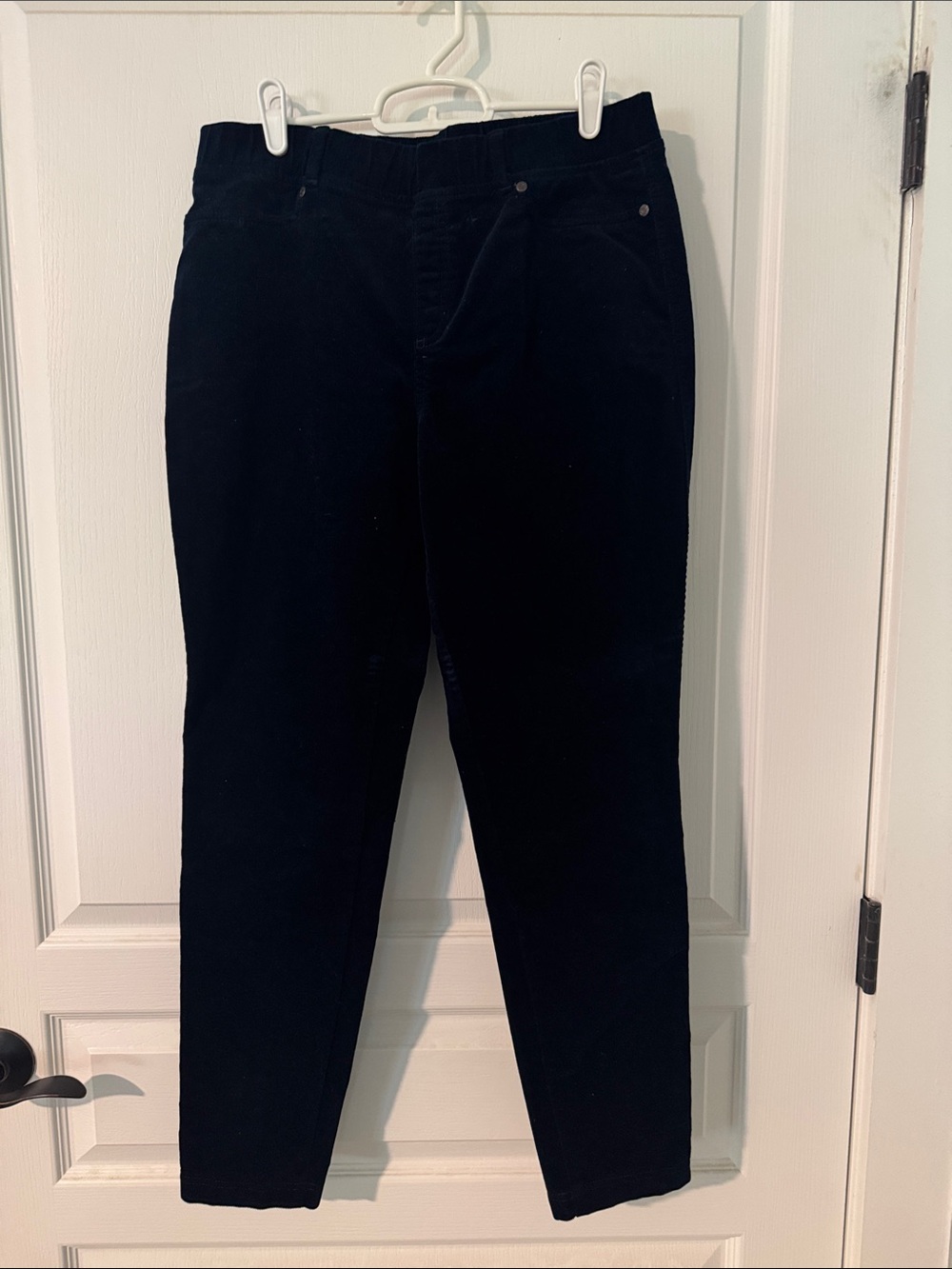 Talbots Women's navy corduroy pull on jeggings
